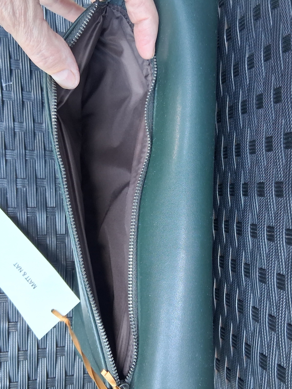 Matt & Nat Green Vegan Leather Women's Clutch, NWT - Picture 4 of 7